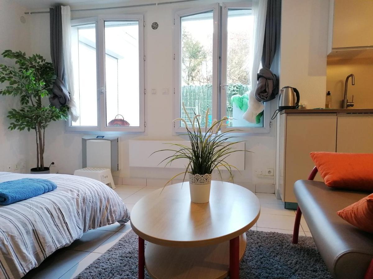 Studio de charme, 30' Paris, 5' Evry, 10' Orly Ris-Orangis Exterior foto